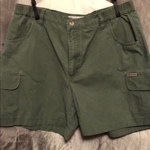 Ladies Size 14 Columbia Cargo Short Green